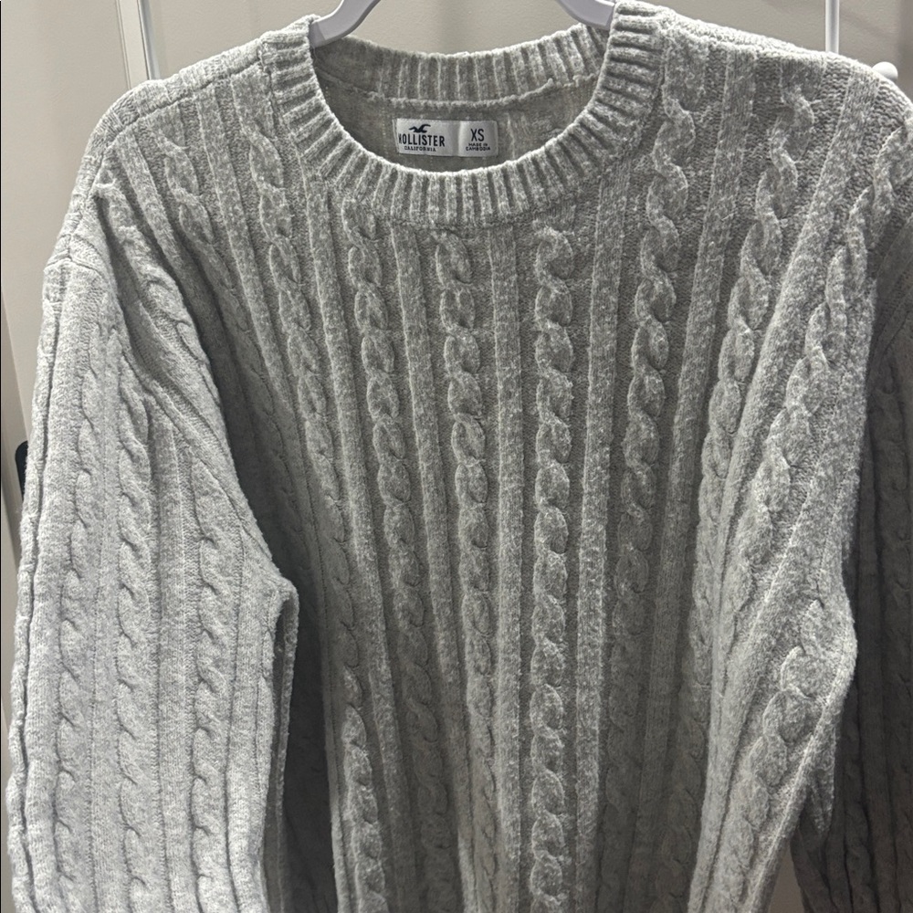 Hollister roped sweater - Picture 2 of 4